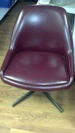 photo chair_zpse26a4fbc.jpg