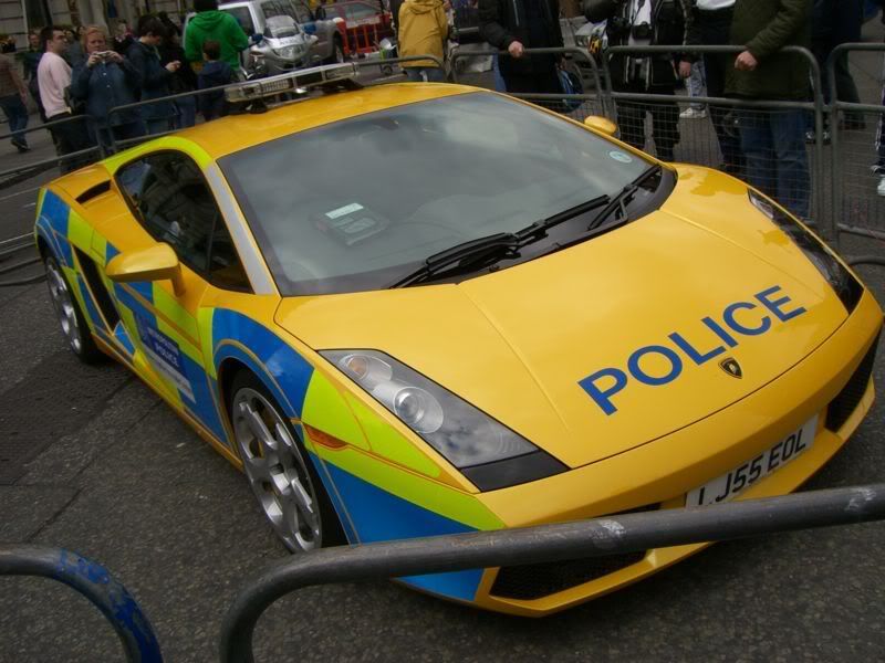 800px-Lamborghini_Gallardo_British_.jpg