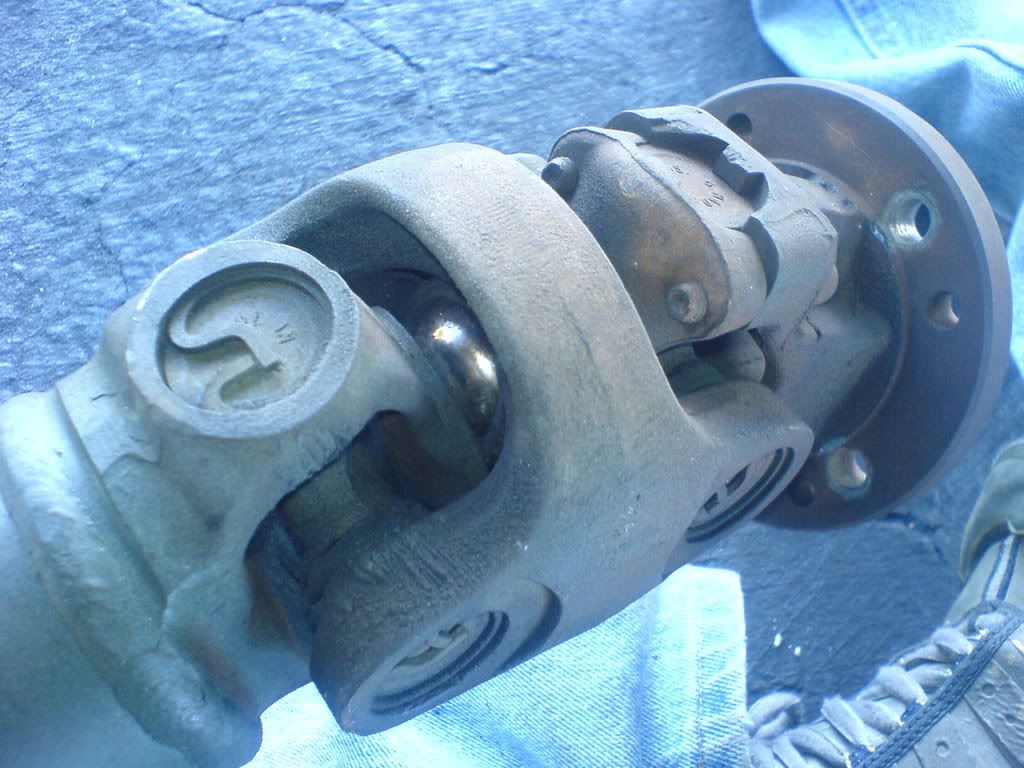 so how much gear oil.... Pirate 4x4