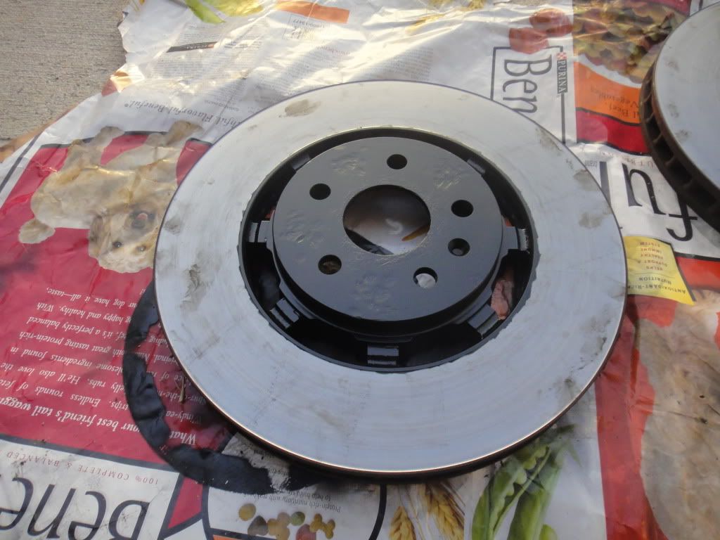 Surface Rust Wheel Hubs How to Remove? PICS INSIDE! Cadillac