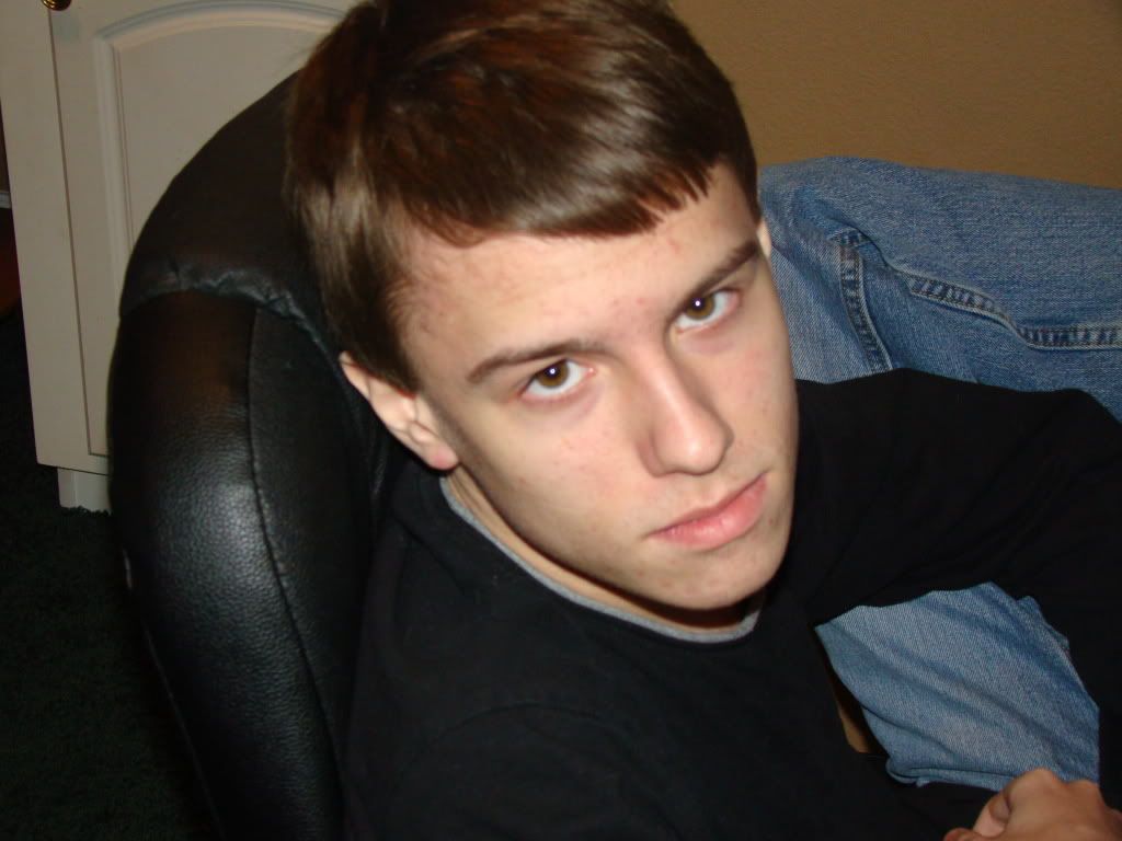 Dustinshaircut001.jpg