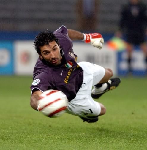 Gianluigi_Buffon_4.jpg Buffon image by flaco23_bucket