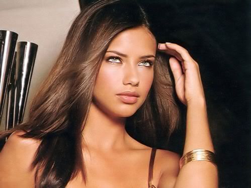 Adriana-Lima-sexy.jpg