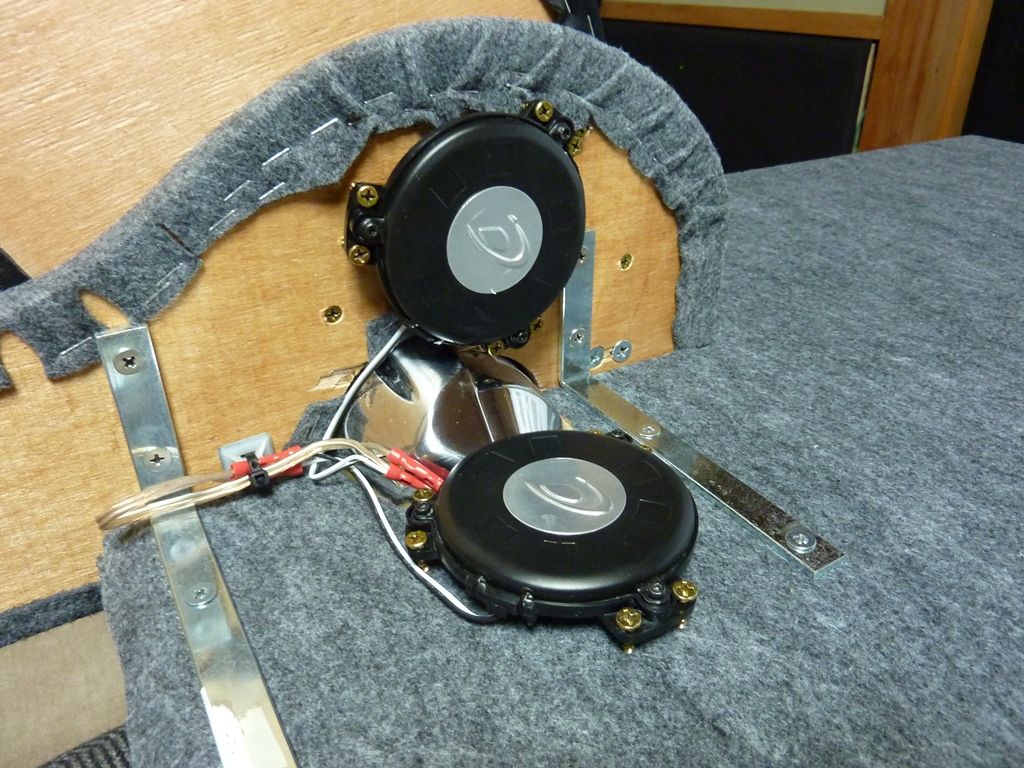 seatshaker11_zpsa356812e.jpg