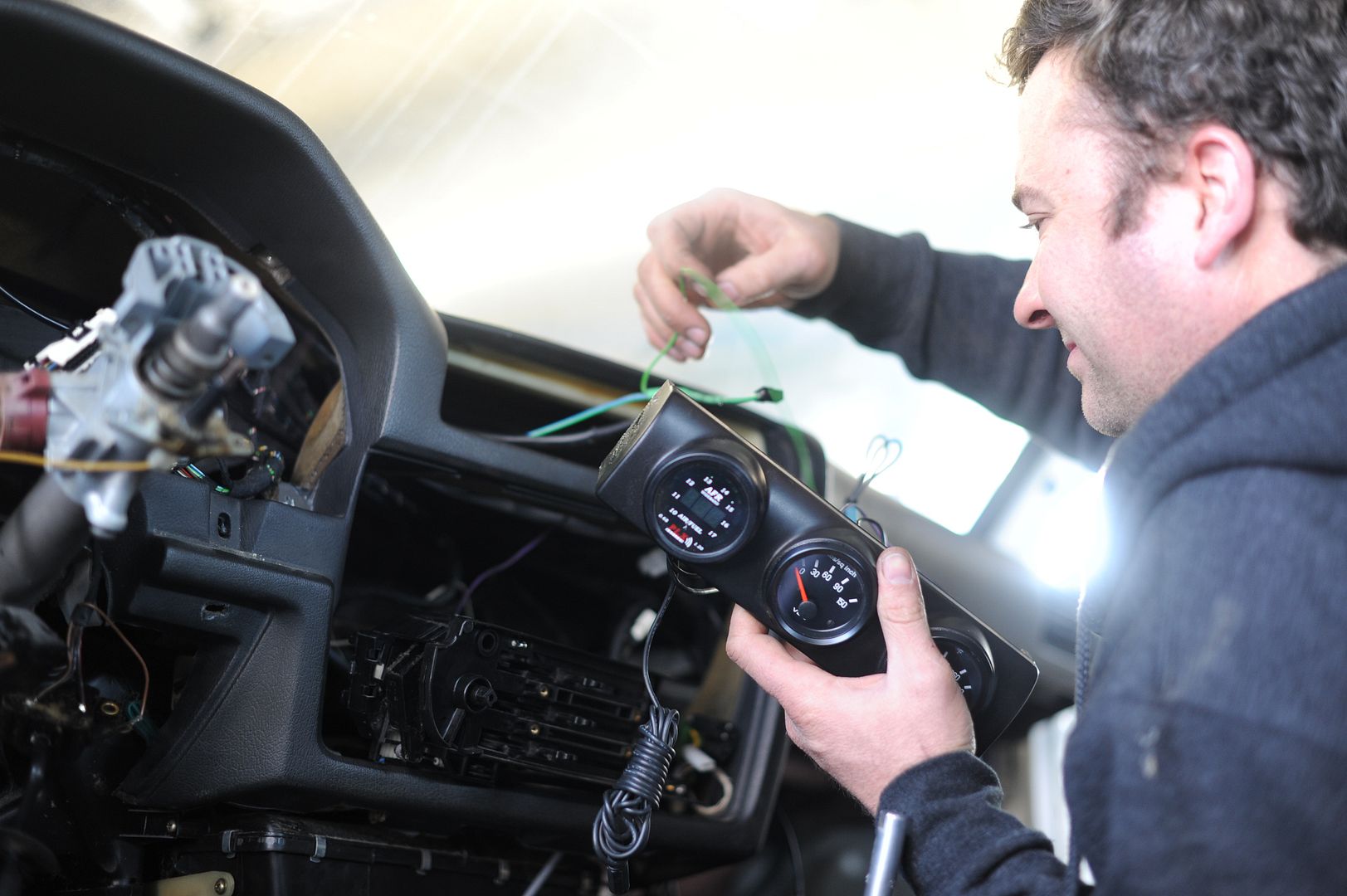 Reggies MotorWorks | Repairing BMW, Audi, Mercedes