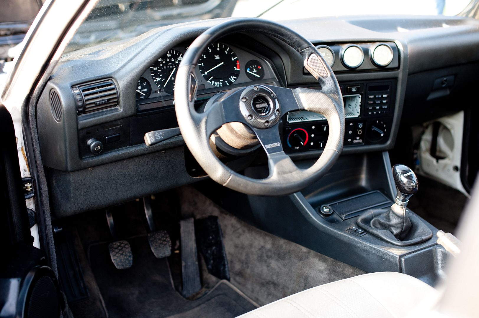 Reggies MotorWorks | Repairing BMW, Audi, Mercedes