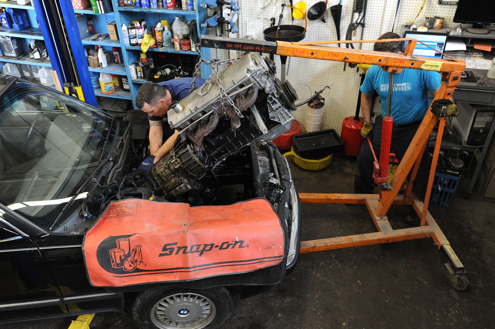 Reggies MotorWorks | Repairing BMW, Audi, Mercedes