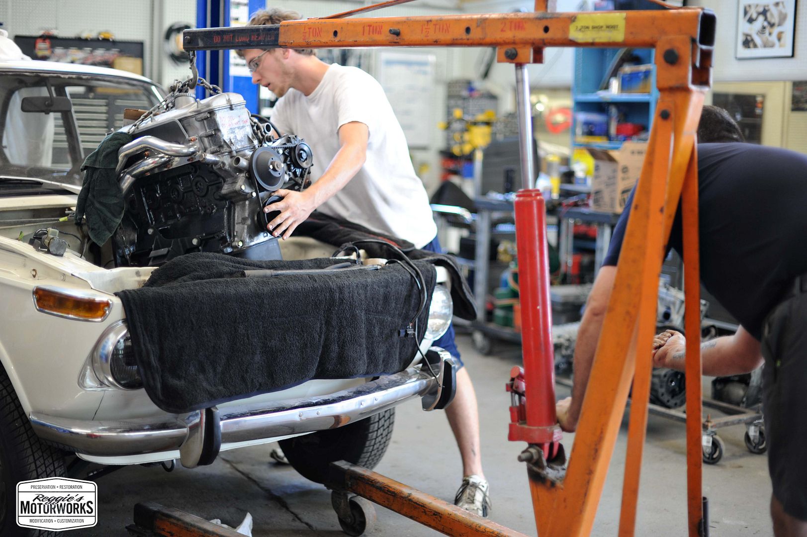 Reggies MotorWorks | Repairing BMW, Audi, Mercedes