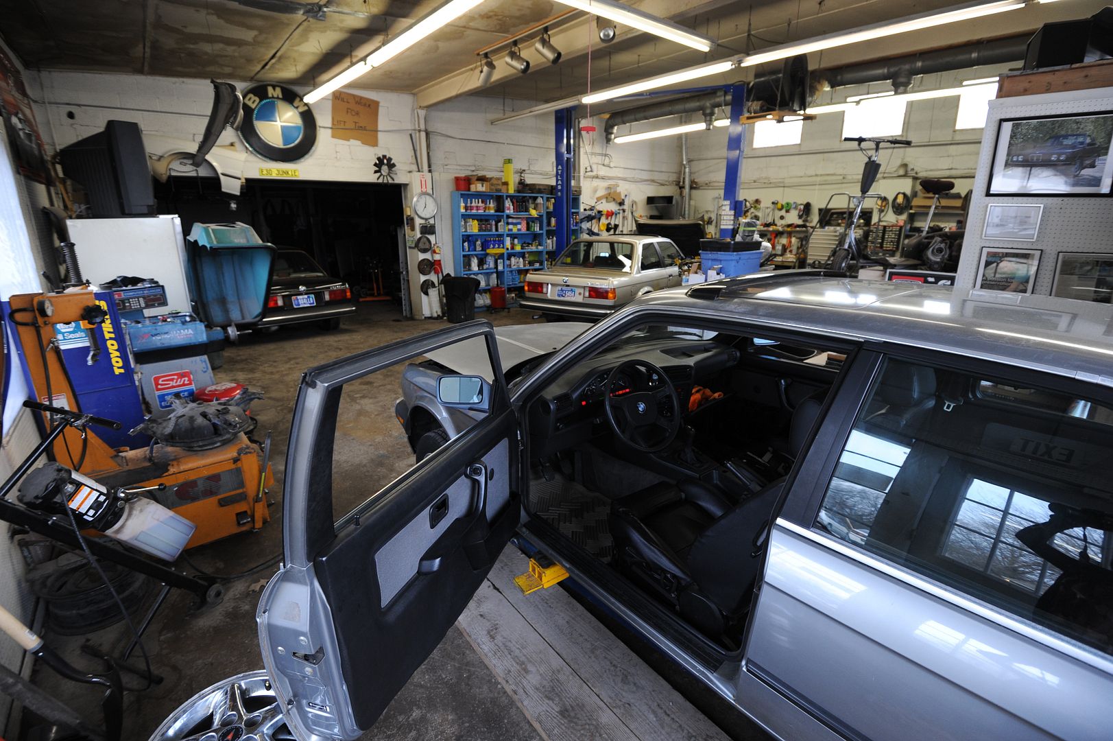 Reggies MotorWorks | Repairing BMW, Audi, Mercedes